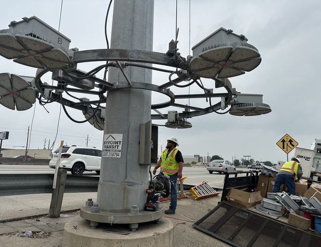 High-mast lighting ring